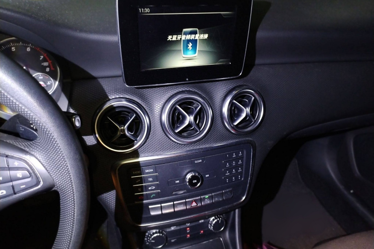 奔驰A级(进口) 2016款 A 180局部细节16