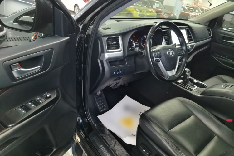丰田 汉兰达 2018款 2.0T 四驱豪华版 7座 国V中控内饰20