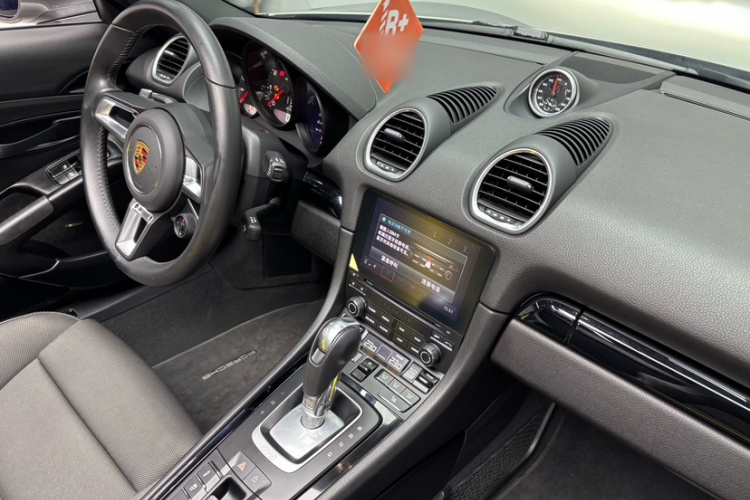 保时捷718 2022款 Boxster T 2.0T中控内饰7008