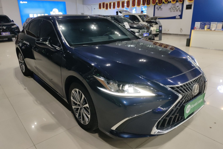 雷克萨斯ES 2022款 200 卓越版车身外观3