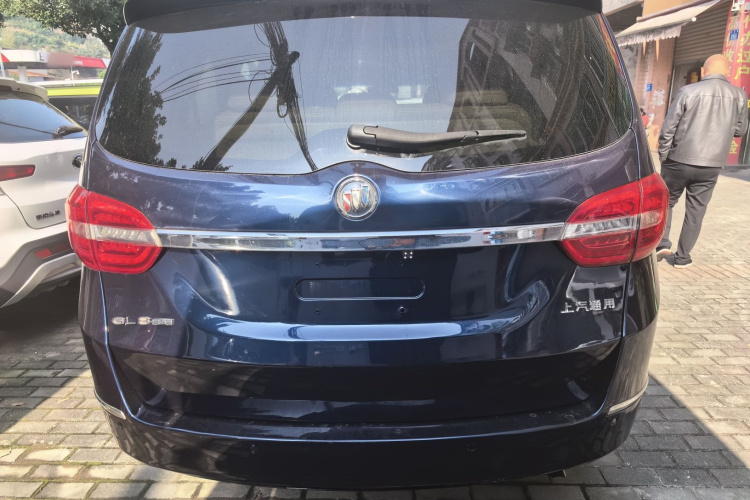 别克GL8 2017款 25S 舒适型 国V车身外观6