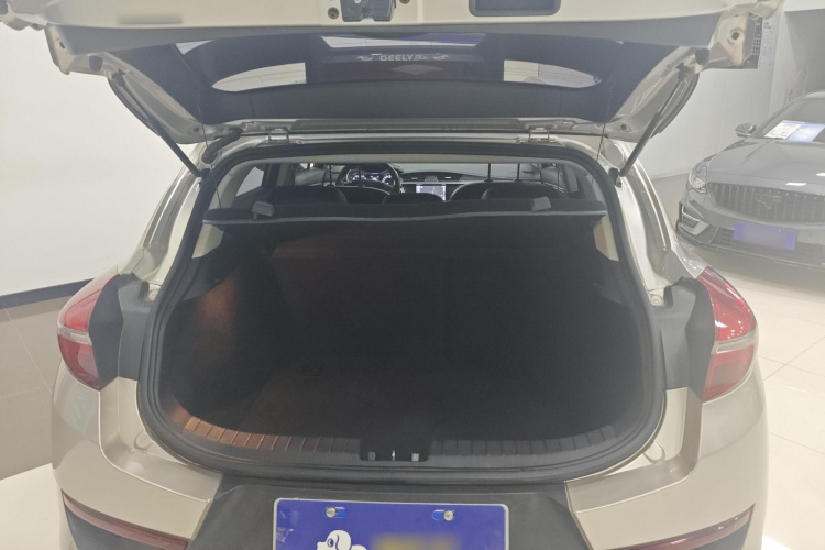 吉利汽车 帝豪GS 2017款 运动版 1.3T 自动智联型机舱底盘23