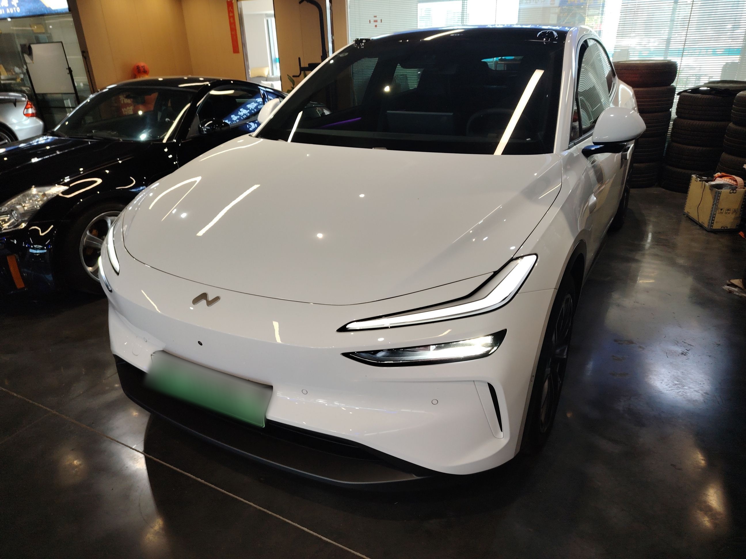 2024款 乐道L60 60kwh 后驱版图片