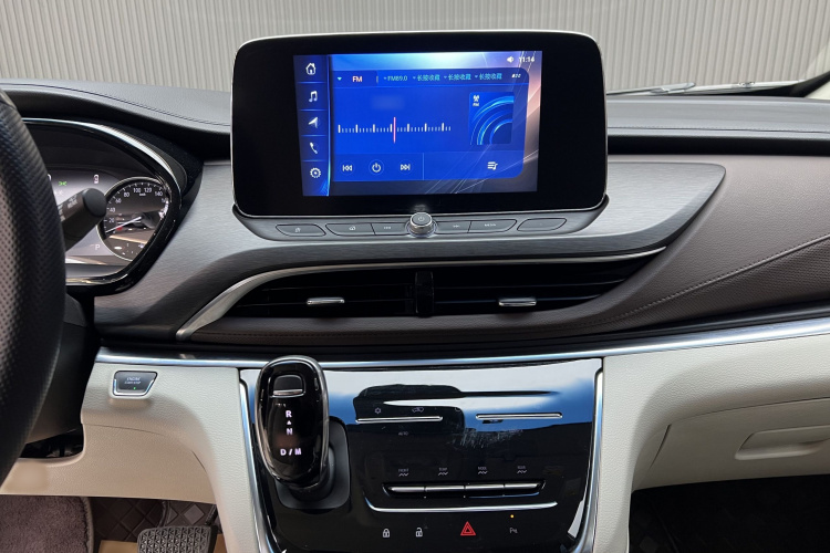 别克GL8 2023款 陆上公务舱 舒适型中控内饰7003