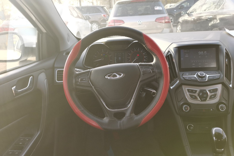 奇瑞 艾瑞泽5 2016款 1.5L CVT领锐版中控内饰13