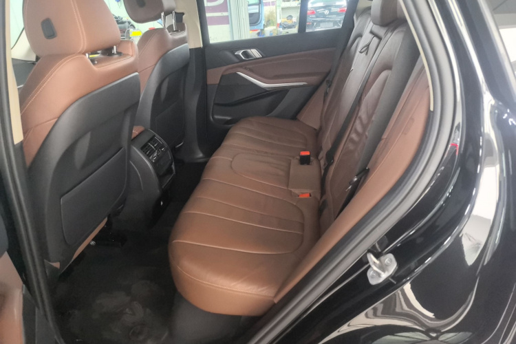 宝马X5(进口) 2021款 改款 xDrive30i M运动套装中控内饰7001
