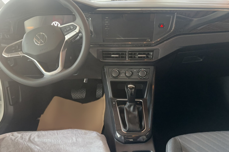 大众 朗逸 2025款 新锐 1.5L 出众新逸版中控内饰7003