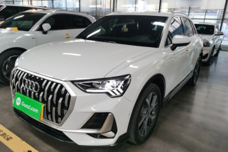 奥迪Q3 2024款 35 TFSI 时尚致雅型