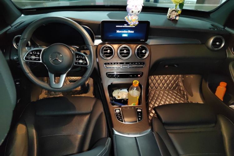 奔驰GLC 2020款 改款 GLC 300 L 4MATIC 动感型中控内饰12