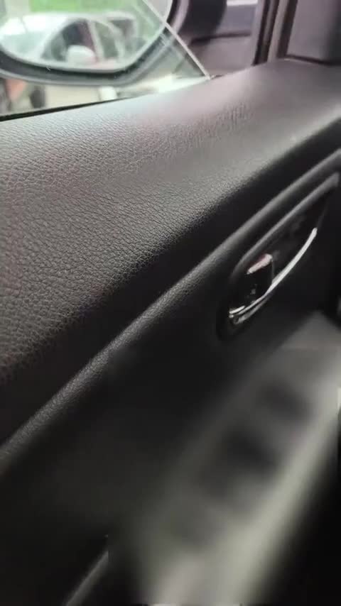 长安UNI-T 2023款 第二代 1.5T 尊贵型讲解2