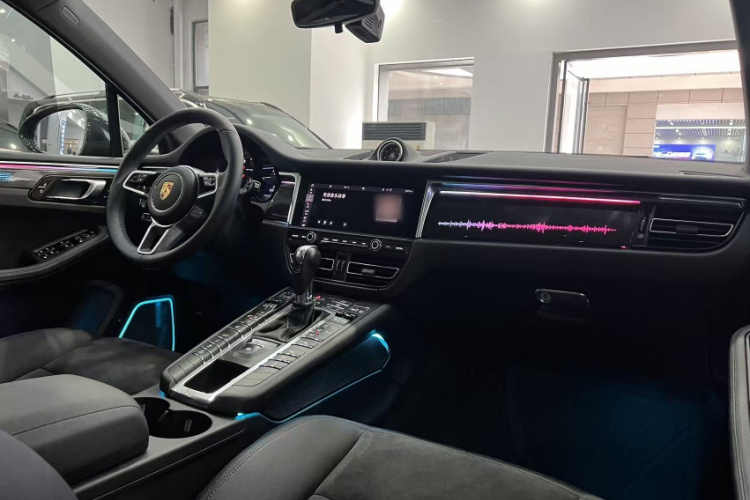 保时捷 2018款 Macan 2.0T中控内饰7001