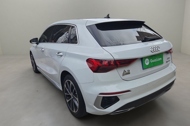 奥迪A3 2021款 Sportback 35 TFSI 进取运动型车身外观5