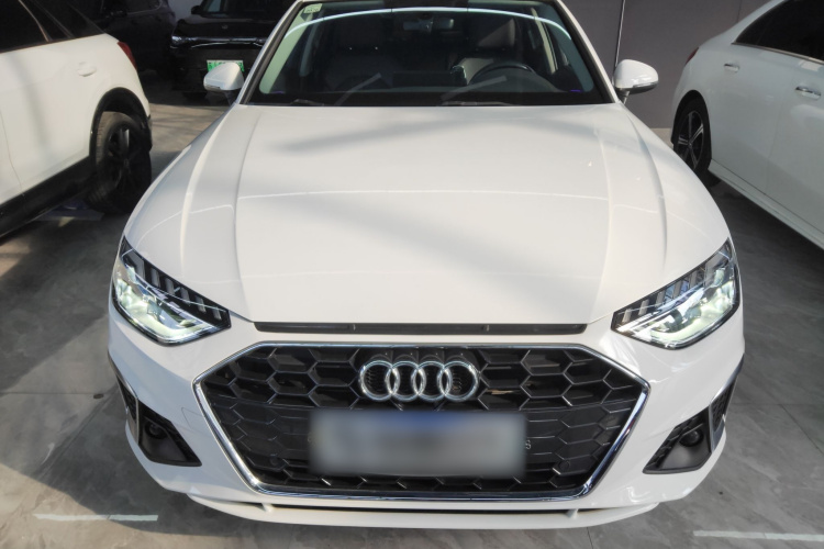 奥迪A4L 2022款 40 TFSI 时尚动感型车身外观2