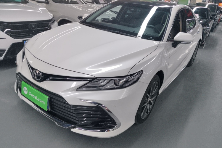 丰田 凯美瑞 2023款 2.5G 豪华版车身外观1