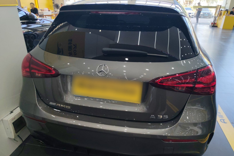 奔驰A级AMG(进口) 2024款 AMG A 35 4MATIC车身外观6