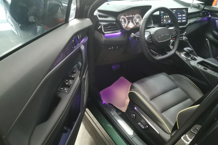 领克06 2023款 Remix 1.5T Hero中控内饰20