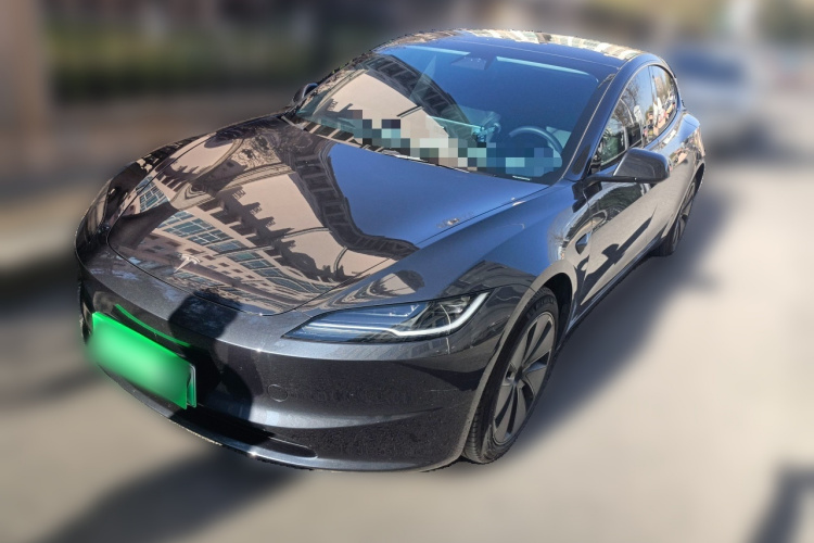特斯拉 Model 3 2023款 后轮驱动版车身外观1