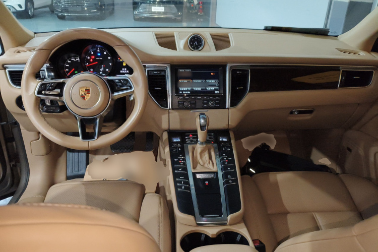 保时捷 2014款 Macan 2.0T中控内饰7002
