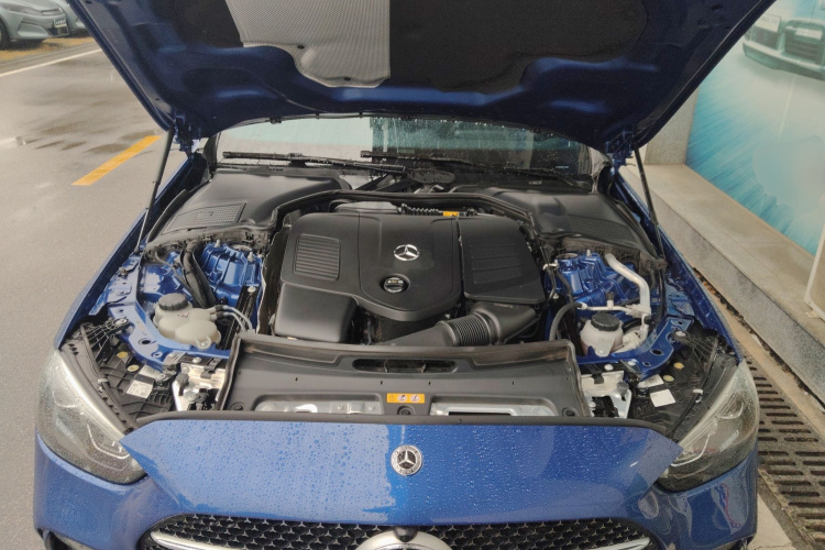 奔驰C级 2022款 改款 C 200 L 运动版局部细节24