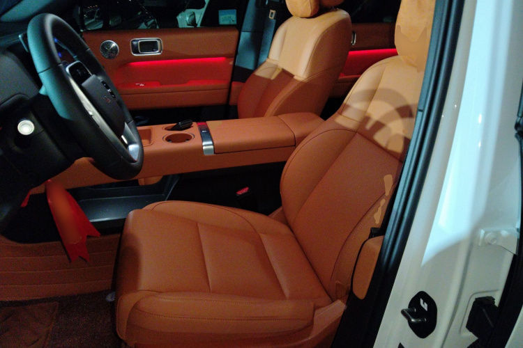 理想汽车 理想L6 2025款 Max 智能焕新版中控内饰19