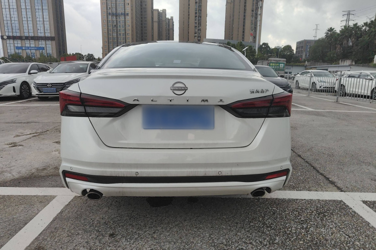 日产 天籁 2022款 2.0L XL-TLS 悦享版车身外观6004