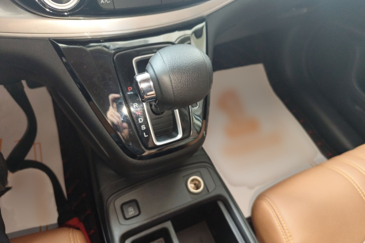 本田CR-V 2016款 2.0L 两驱经典版局部细节18