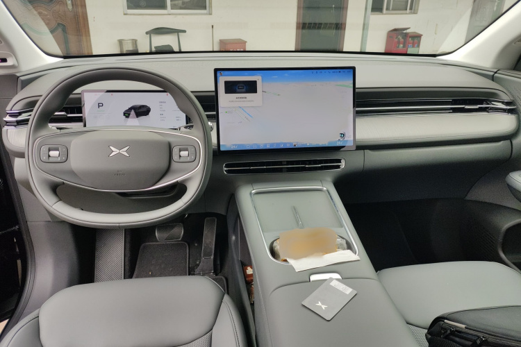 小鹏G6 2025款 625 长续航 Max 科技版中控内饰7002