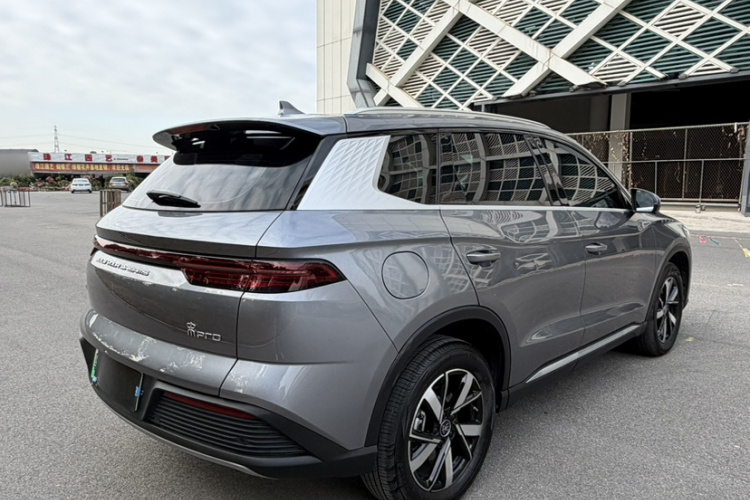 比亚迪 宋Pro新能源 2023款 冠军版 DM-i 71KM领航型车身外观6009