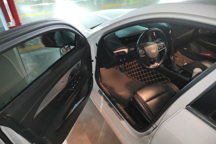 凯迪拉克ATS-L 2017款 28T 时尚型中控内饰7003