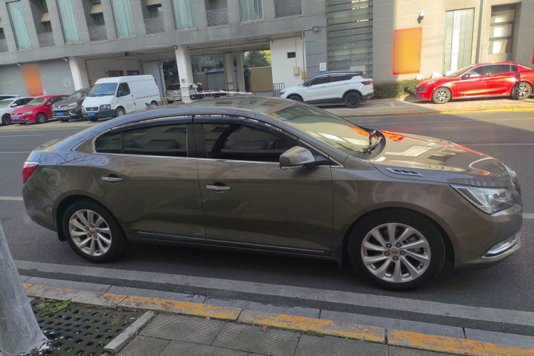 别克 君越 2013款 2.4L SIDI豪华舒适型车身外观6002