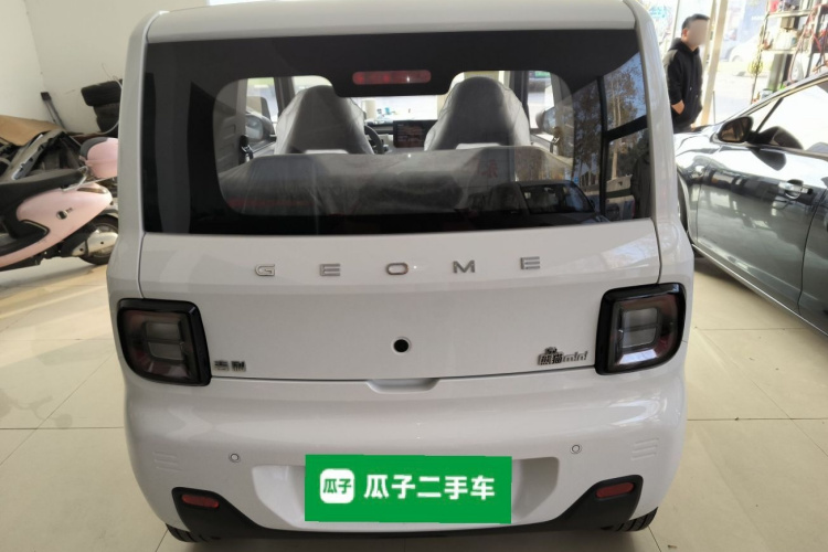 吉利银河 2024款 熊猫mini 200km 耐力熊车身外观6004