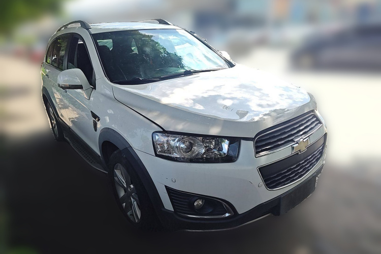 雪佛兰 科帕奇 2015款 2.4L 四驱旗舰版 7座车身外观3