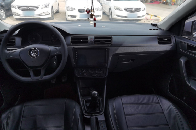 大众 桑塔纳 2016款 1.6L 手动风尚版中控内饰7001