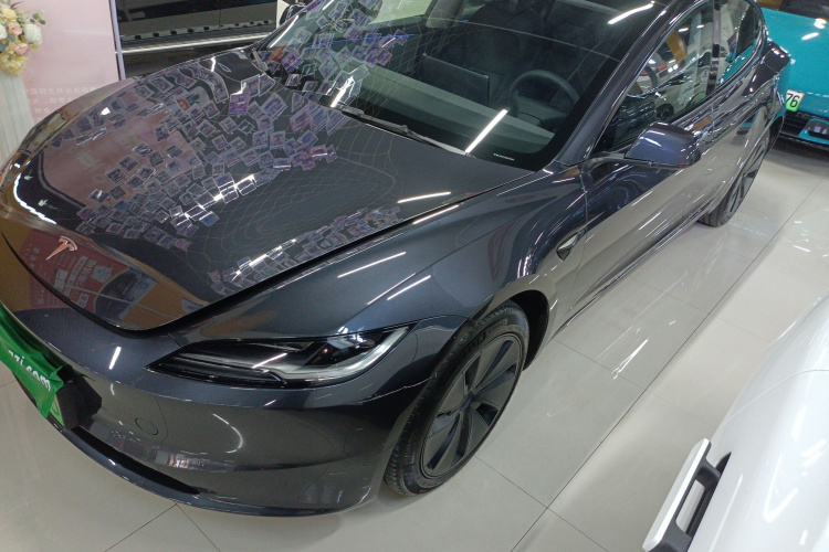 特斯拉 Model 3 2023款 后轮驱动版车身外观6003