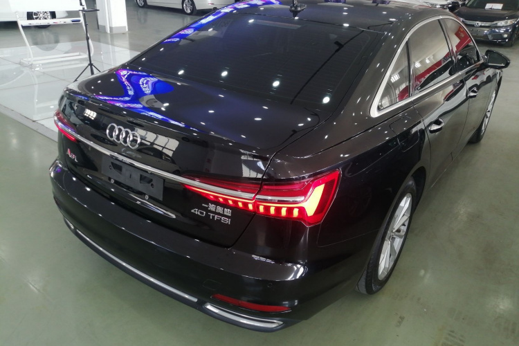 奥迪A6L 2019款 40 TFSI 豪华致雅型车身外观6005