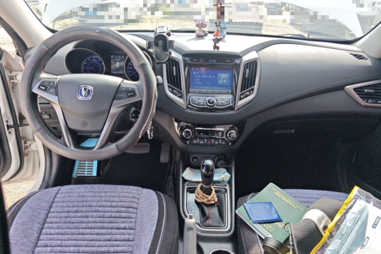 长安 逸动 2016款 XT 1.6L 自动俊酷型中控内饰7002