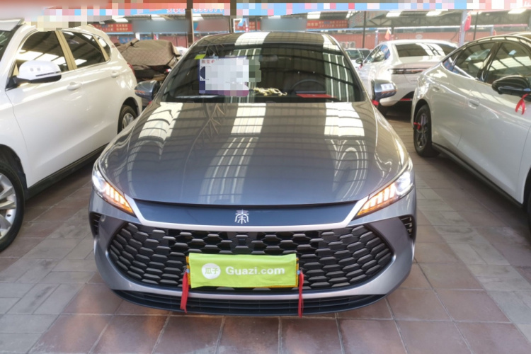 比亚迪 秦PLUS 2025款 DM-i 智驾版 55KM领先型车身外观2