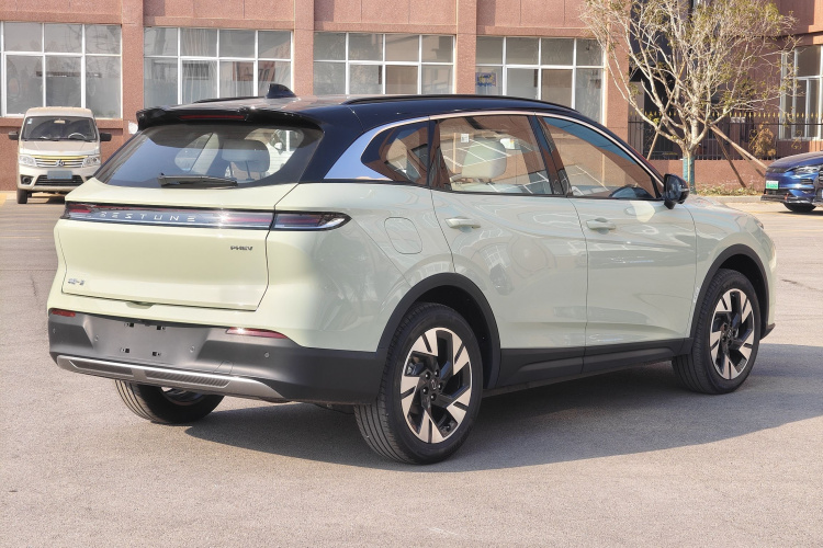 奔腾 悦意07 2025款 150km 心悦版车身外观6003