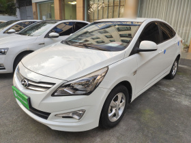 现代 瑞纳 2014款 1.4L 手动智能型GLS