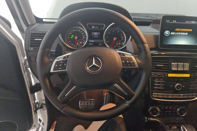 奔驰G级（平行进口） G550 自动4.0T V8 中控内饰13