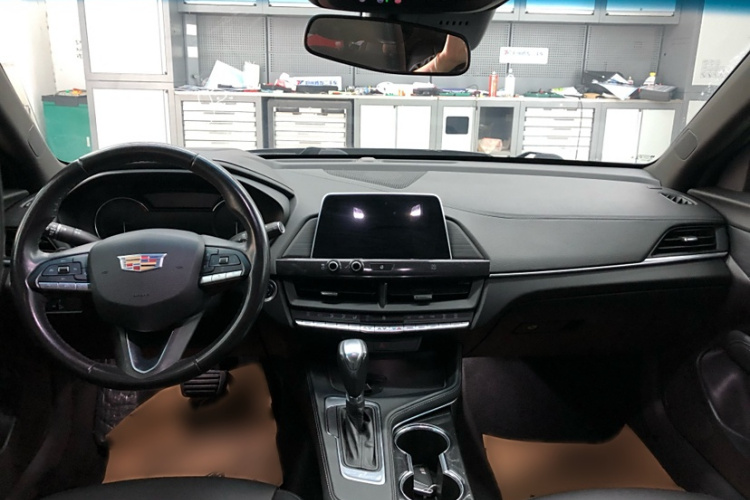 凯迪拉克CT4 2020款 28T 时尚型中控内饰7001