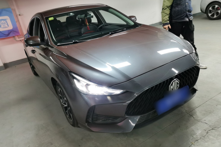 名爵 MG5 2021款 180DVVT CVT青春豪华版车身外观3