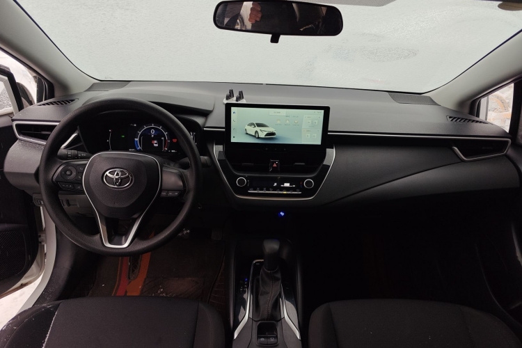 丰田 雷凌 2023款 TNGA 1.5L CVT进取版中控内饰12