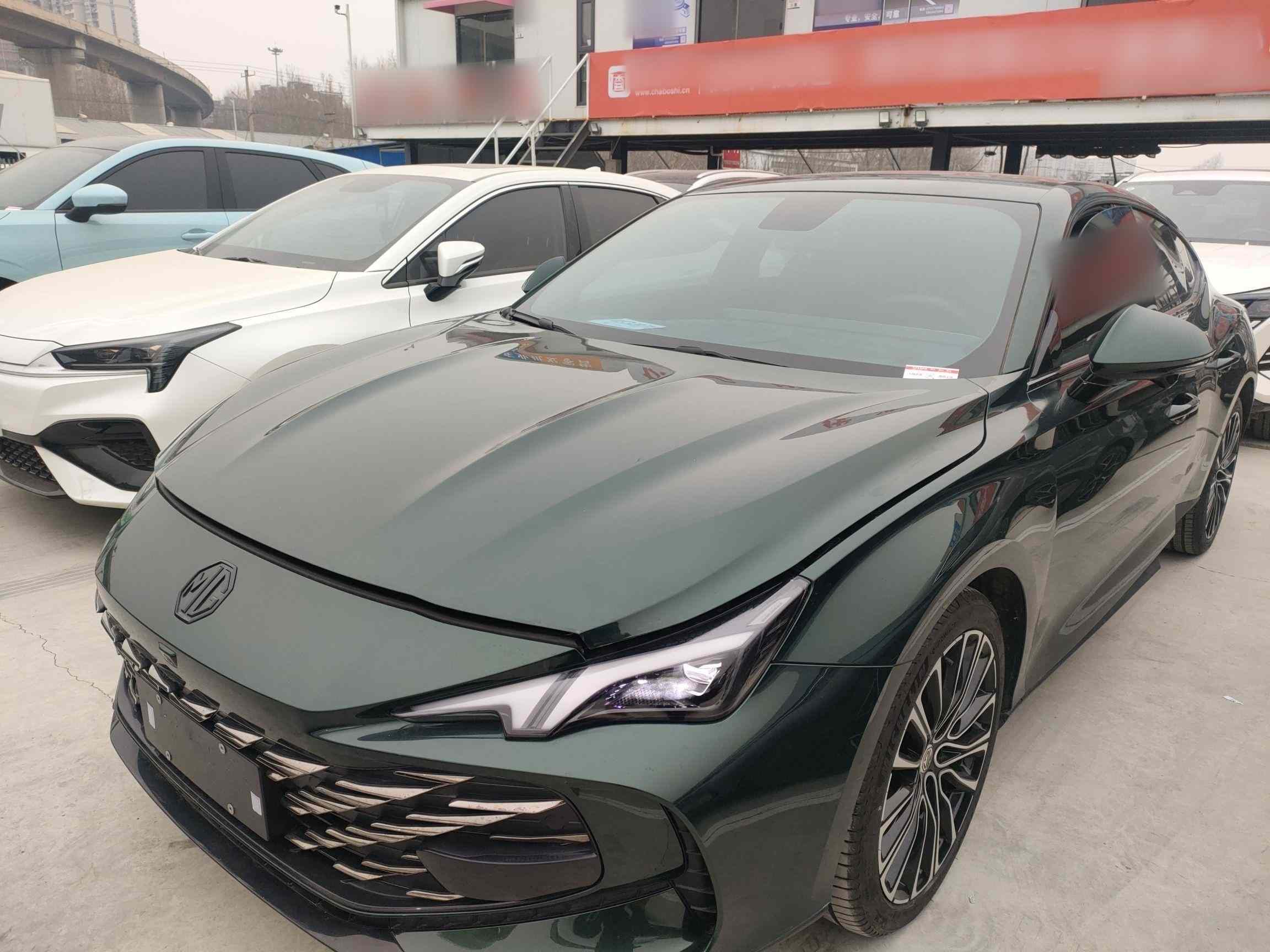 名爵 MG7 2023款 2.0T 自动猎美尊享版(2)