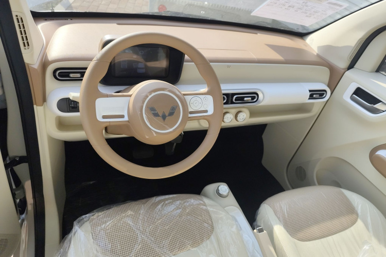 五菱汽车 宏光MINIEV 2024款 第三代 215km 青春版中控内饰12