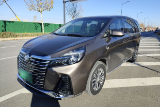 别克GL8 2023款 陆上公务舱 舒适型