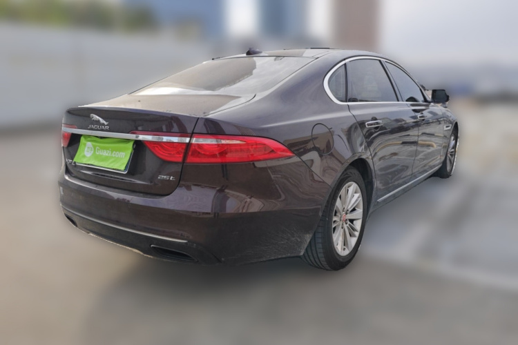 捷豹XFL 2017款 XFL 2.0T 240PS 豪华版车身外观6005