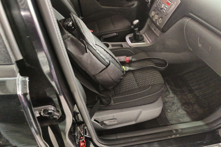 福特 福克斯 2013款 两厢经典 1.8L 手动基本型局部细节41