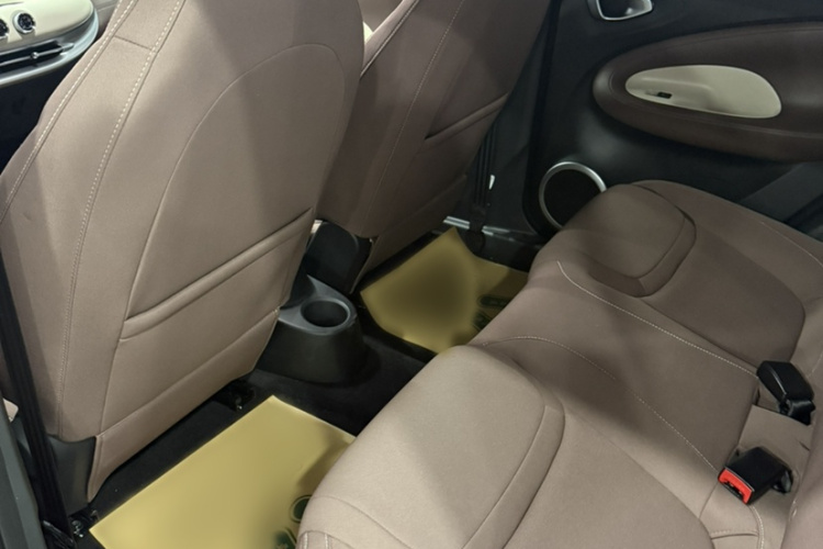 五菱汽车 五菱缤果 2024款 203km 轻享款中控内饰7003