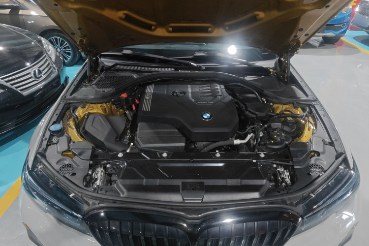 宝马3系 2020款 325Li M运动曜夜套装机舱底盘24